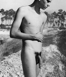 Twinks with big dicks 5fc079629da7d.jpeg