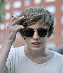 Smoking Hot Boys 56d789a3b3382.jpg