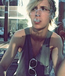 Smoking Hot Boys 56d789b171704.jpg