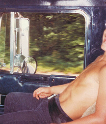 Shirtless 1 03242016 56f42025a99f6.jpg