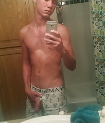 Twinks 5719359334d1b.jpg