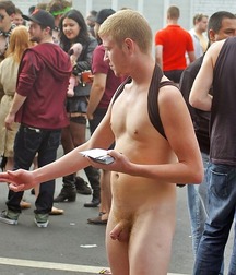 Twinks 571935b81c546.jpg