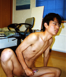 More Asians 572e1d7ad6e91.jpg