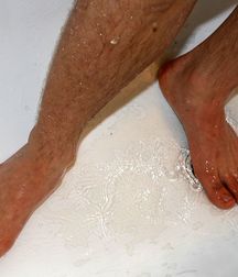 Feet 5877c69e6df1a.jpg