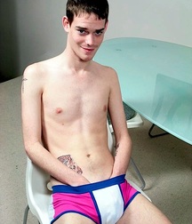 Aiden Strips 5eee405799057.jpg