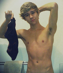 Hot lads from twitter 5f95489c266f6.jpg