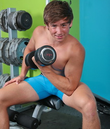 Kilian the man working out 5f3d27ad0ddbe.jpg