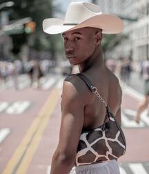 Assorted gay pics twinks porn 5f22e2ea41094.jpg