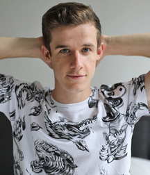 Brad Hunter gay porn model shows off 6173135434c19.jpg