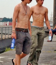 Boys in Flip Flops Gay Tube 5f5cff1a94556.jpg