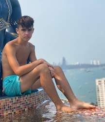 BenBen's Twink Mix Gay Tube 5f5e664847265.jpg