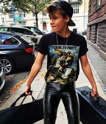 BenBen's Twink Mix Gay Tube Collection 8 5f73a40d78835.jpg