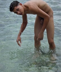 BenBen's hot boys gay tube 1 5f85acbe56175.jpg