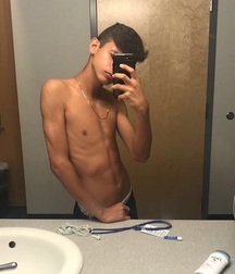 Ben's Shirtless Boys Gay Tube 5fa687c69b504.jpg