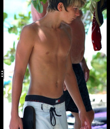 Ben's Shirtless Boys Gay Tube 5fa68864407fc.jpg