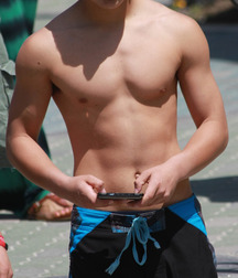 Ben's Shirtless Boys Gay Tube 5fa688bda9ed3.jpg