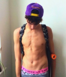 Ben's Shirtless Boys Gay Tube 5fa6893342aa1.jpg