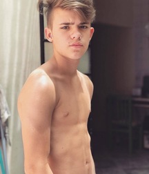 BenBen's Gay Tube Weekend Boys 5faf1b484eddf.jpg