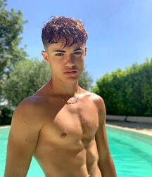 BenBen's Gay Tube Weekend Boys 5faf1b87821e5.jpg