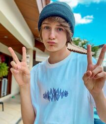 Ben's Boy Mix Twink Gay Tube 5fbea1b39b3d0.jpg