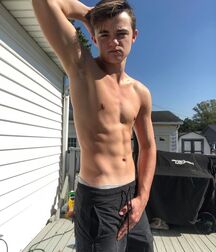 Ben's Cute Weekend Twinks Gay Tube 5fc166d03d413.jpg