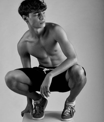 Ben's Thursday Boys Gay Tube 5ff72c1411f92.jpg