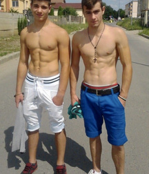 Ben's Weekend Boys Gay Tube 5ff86b77b25a8.jpg