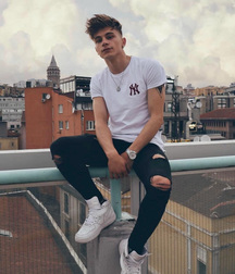 Ben's BM twink mix gay tube 6048fdcf421c6.jpg