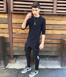 Ben's fav Sneaker Boys twink tube 604d5222bfbfb.jpg
