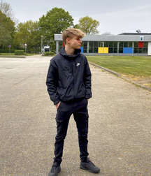 Ben's fav Sneaker Boys twink tube 604d526e8006e.jpg