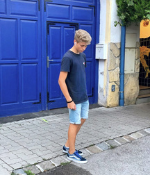 Ben's fav Sneaker Boys twink tube 604d529bc8f4e.jpg