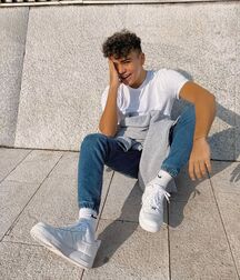 Ben's fav Sneaker Boys twink tube 604d52bee8159.jpg
