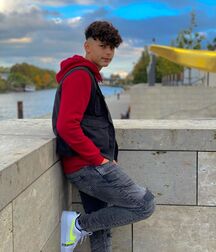 Ben's fav Sneaker Boys twink tube 604d52c4d58ac.jpg