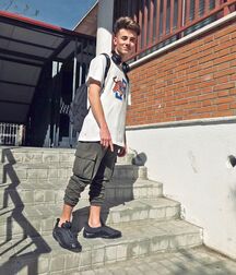 Ben's fav Sneaker Boys twink tube 604d52cf72339.jpg