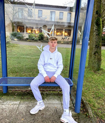 Ben's fav Sneaker Boys twink tube 604d5315f3b96.jpg