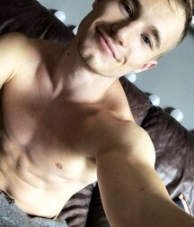 Ben's Thursday Boys Gay Tube Mix 605c3247cc011.jpg