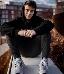 Ben's Thursday Boys Gay Tube Mix 605c3297a61aa.jpeg