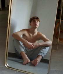 Ben's Thursday Boys Gay Tube Mix 605c32a162c54.jpeg