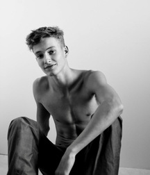 Ben's Sunday Boys Twink Tube Gay Shirtless 2 605f8d7baae6c.jpg