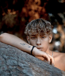 Ben's Sunday Boys Twink Tube Gay Shirtless Cute 6060e23307fe5.jpeg