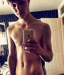 Ben's Boy Selfies and Cool Hairstyles 606223ac17475.jpg