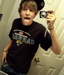 Ben's Boy Selfies and Cool Hairstyles 606223bc332fe.jpg