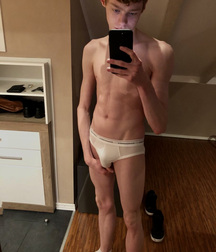 Ben's Boy Selfies and Cool Hairstyles 606223ce43fbf.jpg