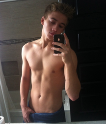 BenBen‘s Saturday Evening BM Gay Tube 6068894c2d01c.png