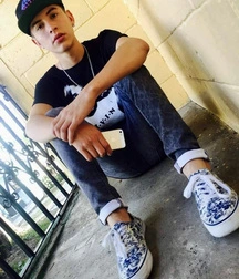 Ben's fav Public Sneaker Boys Gay Tube