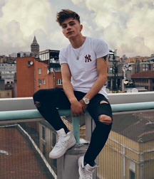 BenBen‘s Fav Wall Posts Twink Tube 606cbd26db0da.jpeg