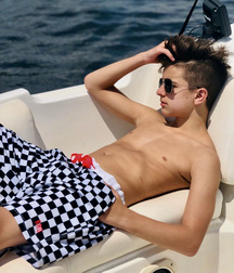 BenBen‘s Fav Wall Posts Twink Tube 606cbdbe0497a.jpeg