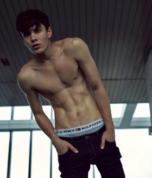 Ben's Weekend Boy Mix Gay Tube Boi 6071d49306130.jpg