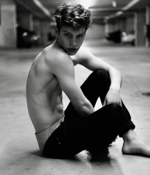 Ben's Friday Boy Mix Gay Tube 608b34f71e3ad.jpeg