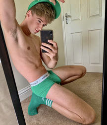 Ben‘s Saturday BM Gay Tube 608c864423541.jpeg